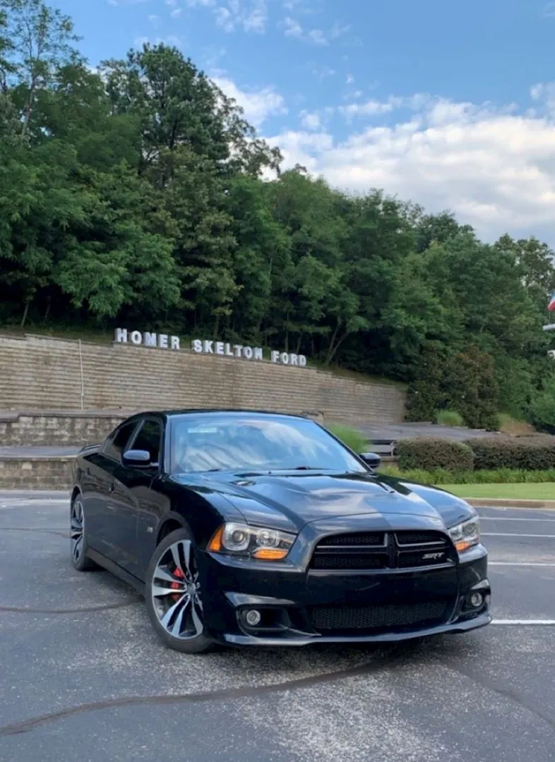 FRESH TRADE IN - 2012 Charger SRT8