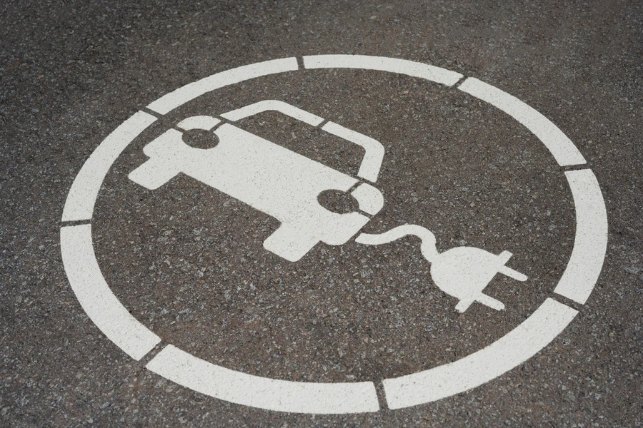 The Ultimate Guide to Choosing Your First Electric Vehicle