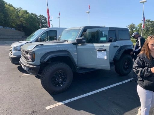 2022 Ford Bronco Raptor Review & Off-Road Test Video