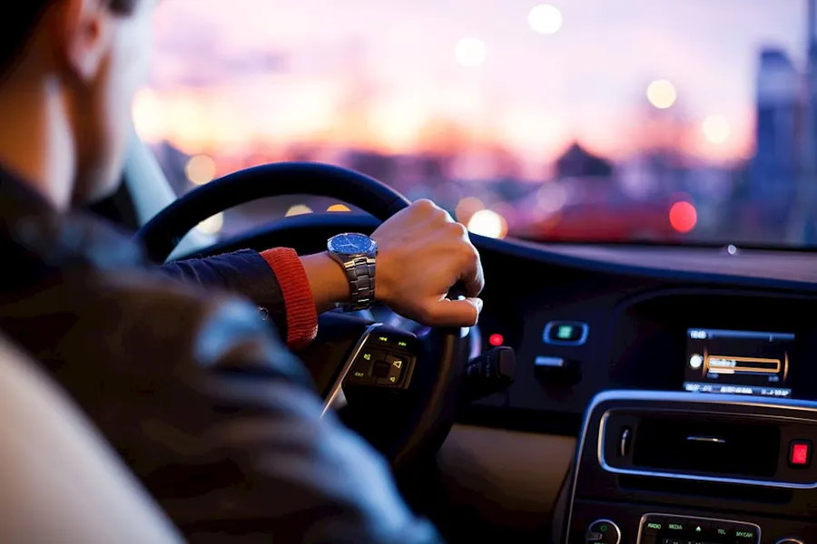 Are Your Hands Properly Placed on Your Steering Wheel?