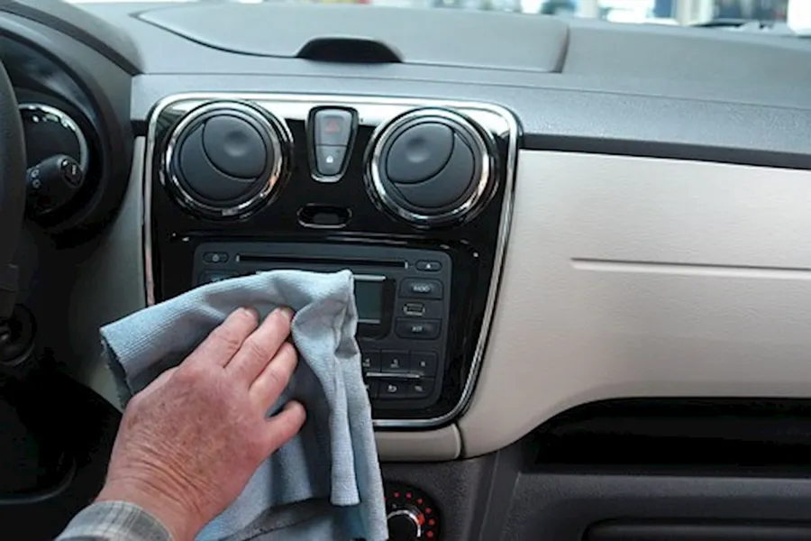 New Year’s Resolution Tips to a Tidy Car