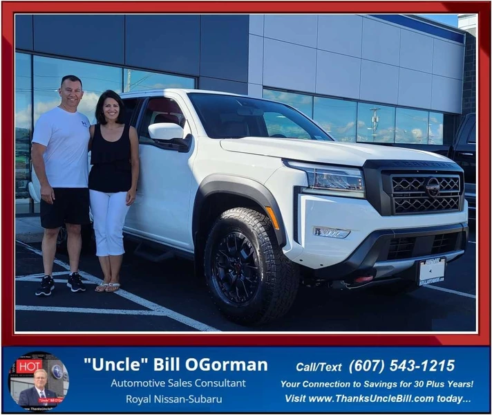 Congratulations to Roberto and Kellie!  They traded up to the all New 2022 Nissan Frontier Pickup!