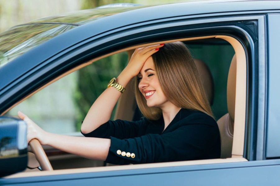 The Most Common Driving Mistakes Everyone Makes