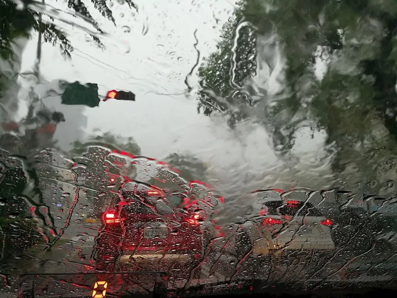 Preparing for Spring Showers – How to Drive Safely in the Rain