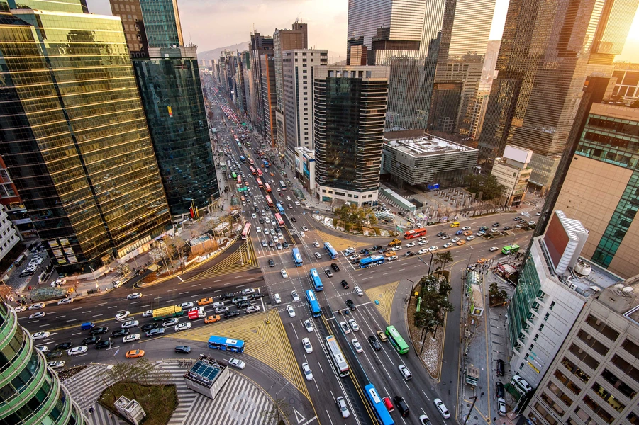 Tips for Driving in the City: Navigating Urban Traffic With Ease