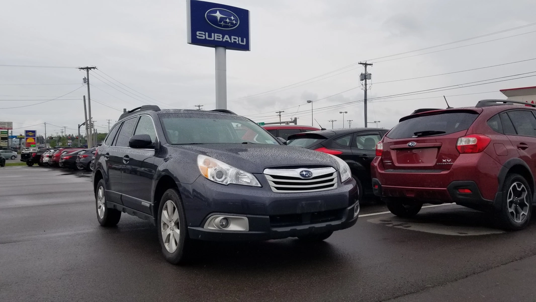 One Owner, Subaru Outback with 45k ORIGINAL MILES! 3/36 Ltd Warranty! Priced at Just $13995 Call Direct NOW: 607-543-1215